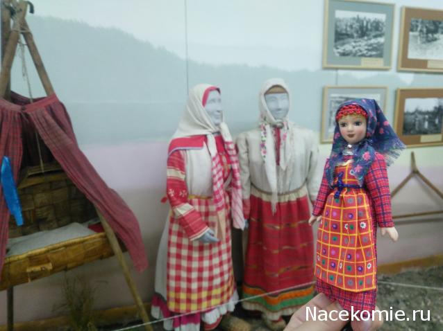 Куклы в народных костюмах №65 Кукла в удмуртском женском костюме