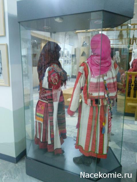 Куклы в народных костюмах №65 Кукла в удмуртском женском костюме