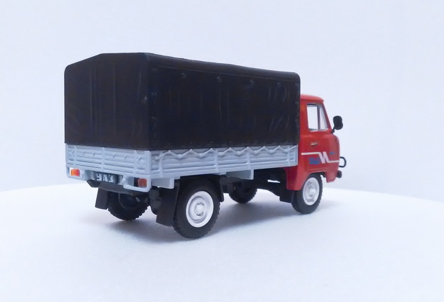 Автолегенды СССР и Соцстран №215 УАЗ-33036