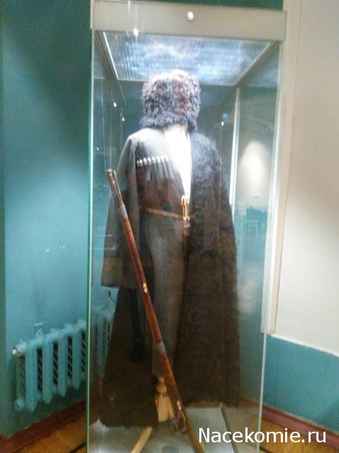 Куклы в народных костюмах №90 Кукла в кабардинском женском костюме