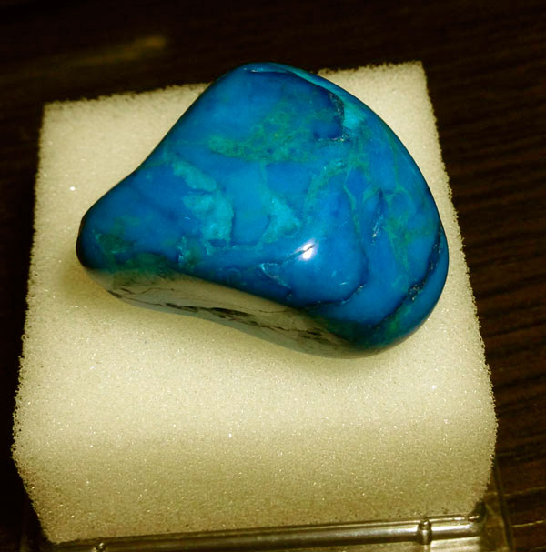 Минералы Подземные Богатства №14 - Говлит (Имитация Бирюзы)