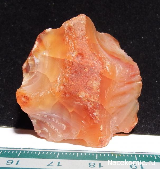 Минералы Подземные Богатства №18 - Сердолик