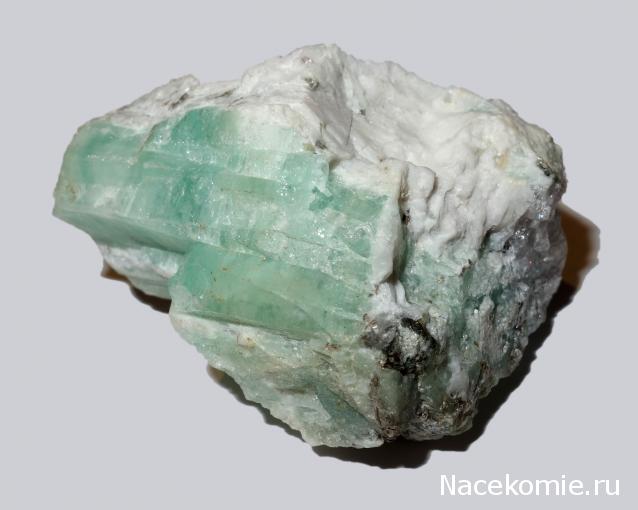 Минералы Подземные Богатства №20 - Берилл