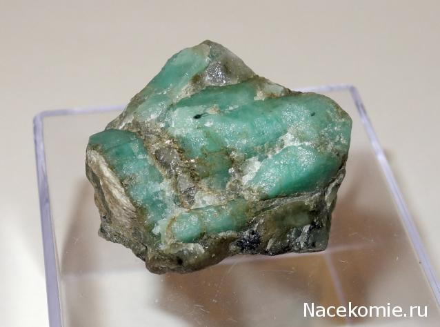 Минералы Подземные Богатства №20 - Берилл