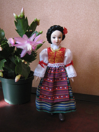Куклы в народных костюмах №70 Кукла в сербском праздничном костюме