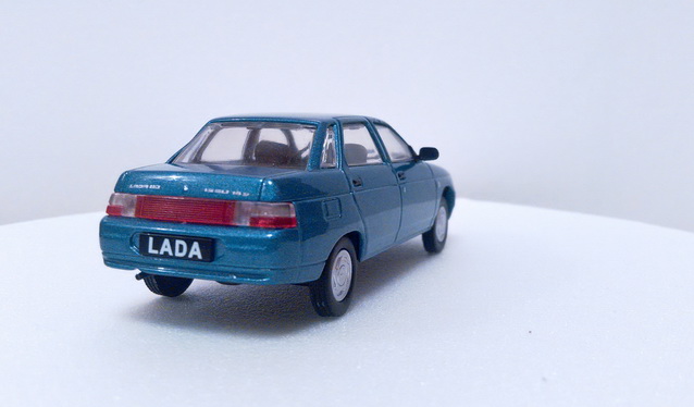 Автолегенды СССР и Соцстран №226 ВАЗ-2110"Лада"