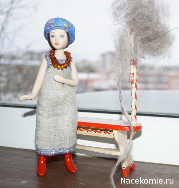 Куклы в народных костюмах №37 Кукла в девичьем костюме старообрядцев-"поляков" Томской губернии