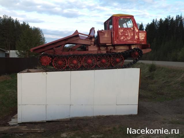 Тракторные музеи/выставки/памятники