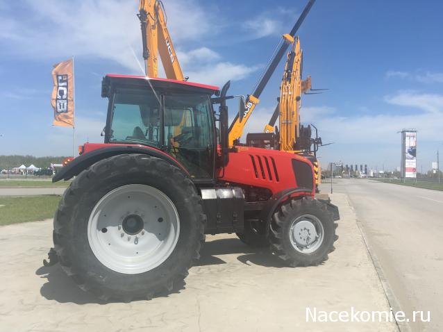 Тракторные музеи/выставки/памятники