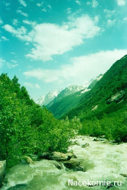 Куклы в народных костюмах – "Девчушки-болтушки"