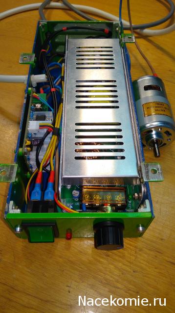 Собери Чёрную Жемчужину. Корма и каюта капитана