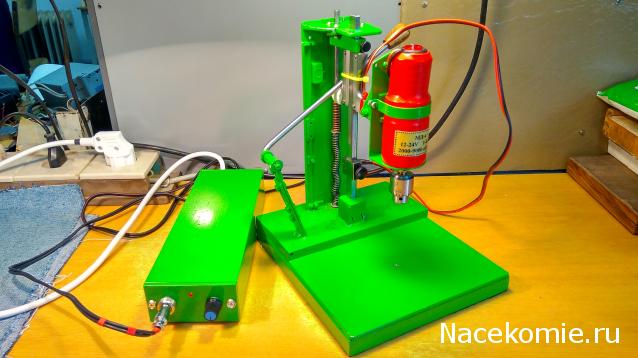 Собери Чёрную Жемчужину. Корма и каюта капитана