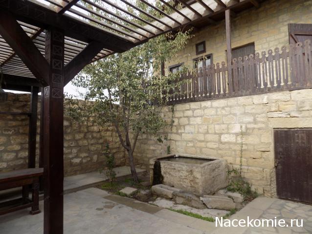 Куклы в народных костюмах №32 Кукла в азербайджанском праздничном костюме