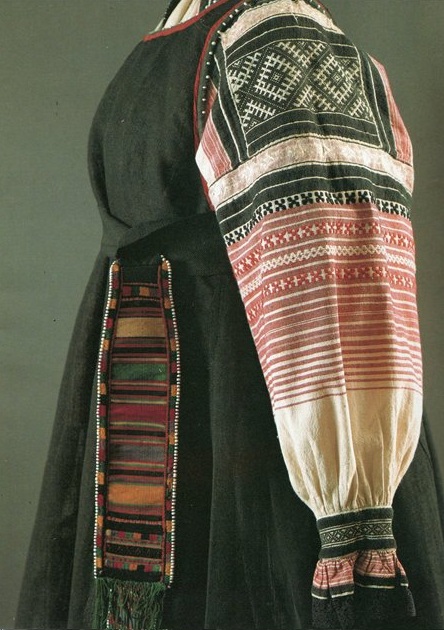 Куклы в народных костюмах №10 Кукла в праздничном костюме Воронежской губернии