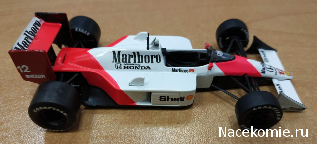 Formula 1 №1 - McLaren MP4/4 - Айртон Сенна (1988)