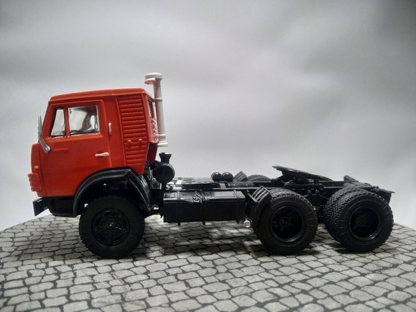 Автолегенды СССР Грузовики №42 - КАМАЗ-54112