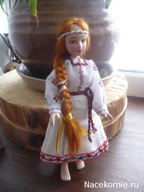 Куклы в народных костюмах №55 Кукла в девичьем костюме Астраханской губернии