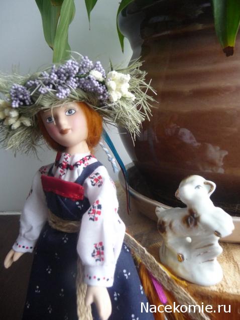 Куклы в народных костюмах №55 Кукла в девичьем костюме Астраханской губернии