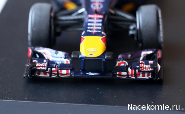 Formula 1 №8 - Red Bull RB 9 Себастьян Феттель (2013)