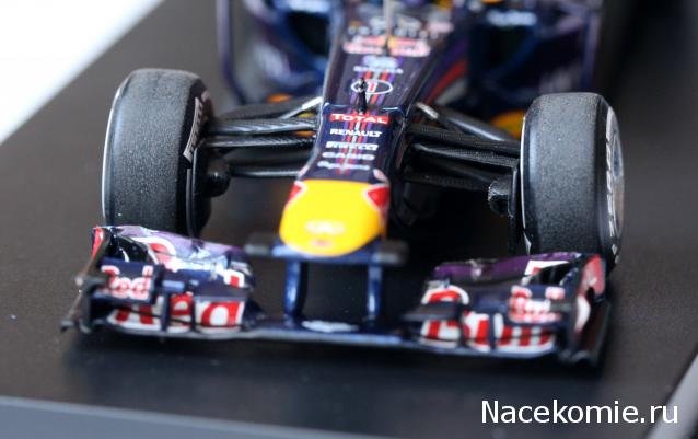 Formula 1 №8 - Red Bull RB 9 Себастьян Феттель (2013)