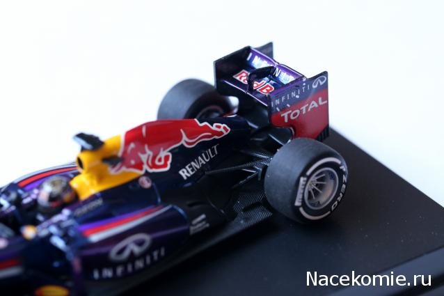 Formula 1 №8 - Red Bull RB 9 Себастьян Феттель (2013)