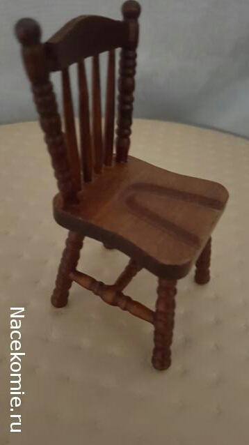 Кукольный Дом №13 - Кухонный Стул