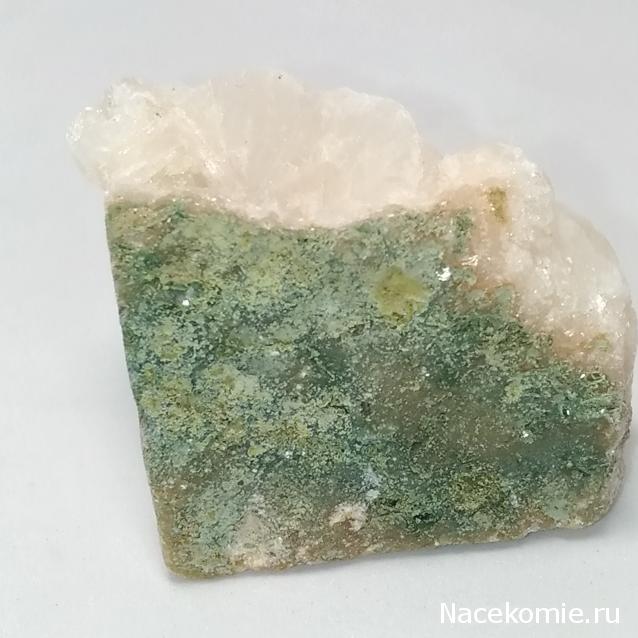 Минералы Подземные Богатства №88 - Стильбит