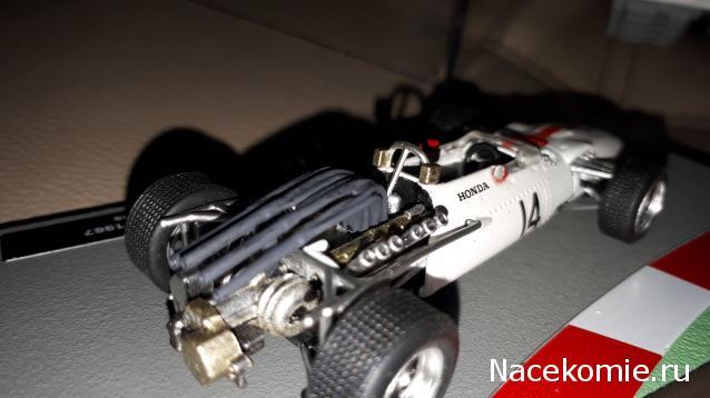 Formula 1 №10 - Honda RA 300 Джон Сёртис (1967)