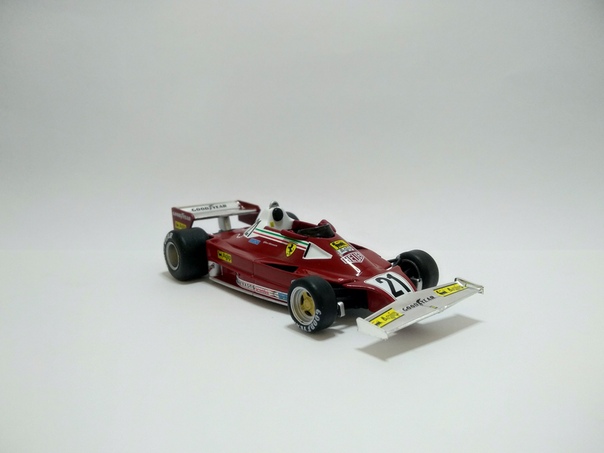 Formula 1 №11 - Ferrari 312 T2 Жиль Вильнёв (1977)