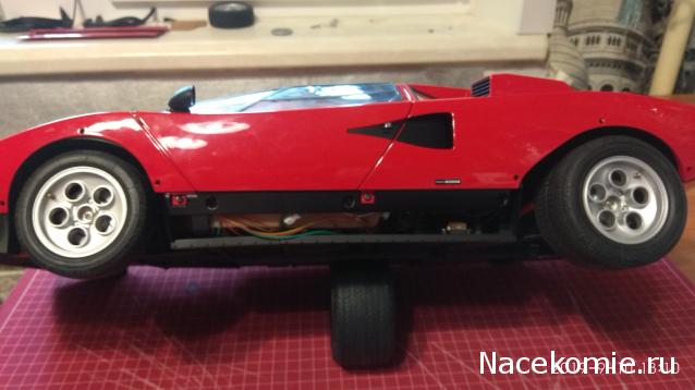 Lamborghini Countach LP 500S DeAgostini 1:8