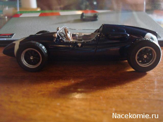 Formula 1 №19 - Cooper T51 - Стирлинг Мосс (1959)