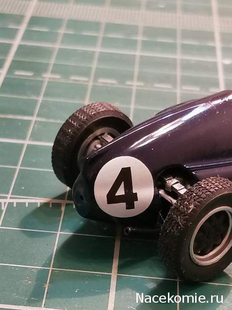 Formula 1 №19 - Cooper T51 - Стирлинг Мосс (1959)