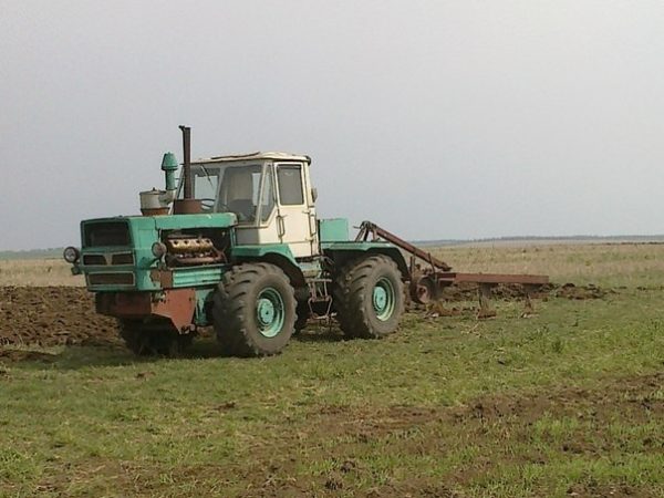 ФОТОГРАФИИ ТЕХНИКИ С НАВЕСНЫМ ОБОРУДОВАНИЕМ