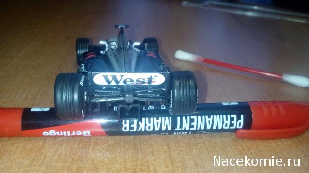 Formula 1 №12 - McLaren MP4/14 - Мика Хаккинен (1999)