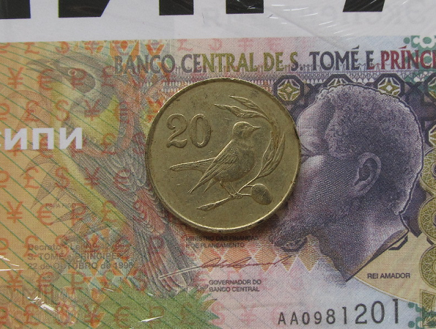 Деньги Мира №41 - Банкнота 5000 добр (Сан-Томе и Принсипи) + монета 2 стотинки (Болгария)