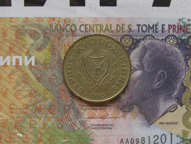 Деньги Мира №41 - Банкнота 5000 добр (Сан-Томе и Принсипи) + монета 2 стотинки (Болгария)