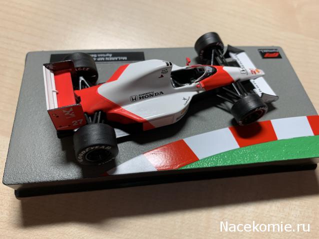 Formula 1 №30 - McLaren MP4/5B - Айртон Сенна (1990)