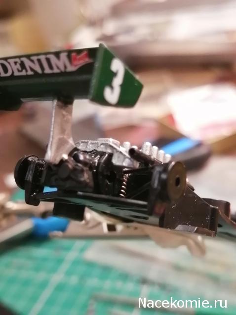 Formula 1 №29 - Tyrrell 011 - Микеле Альборето (1982)