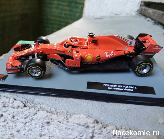 Formula 1 №37 - Ferrari SF71-H - Себастьян Феттель (2018)