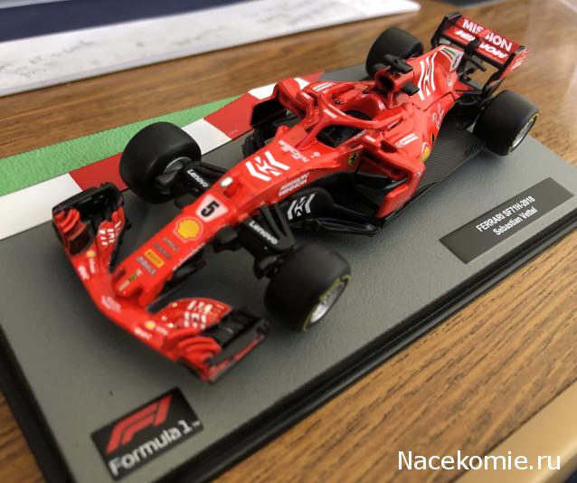 Formula 1 №37 - Ferrari SF71-H - Себастьян Феттель (2018)