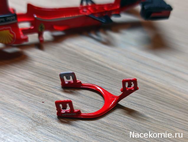 Formula 1 №37 - Ferrari SF71-H - Себастьян Феттель (2018)