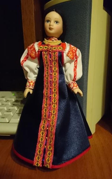 Куклы в народных костюмах №50 Кукла в праздничном костюме Тверской губернии