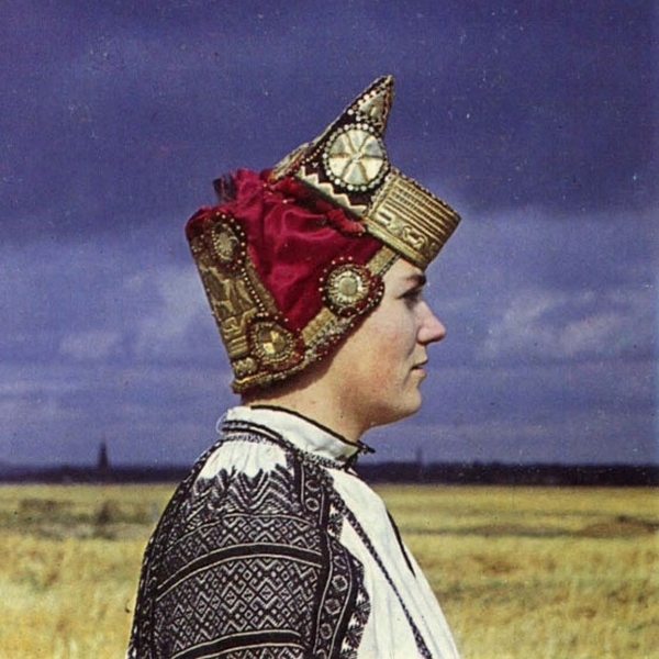 Куклы в народных костюмах №10 Кукла в праздничном костюме Воронежской губернии