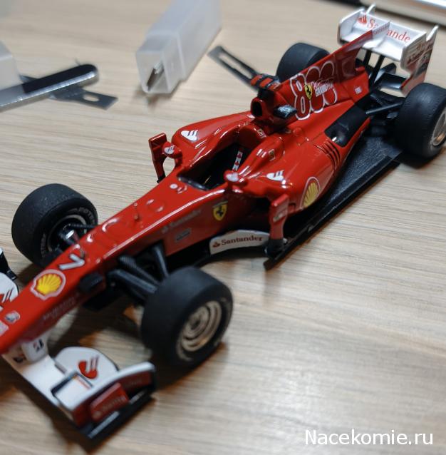 Formula 1 №18 - Ferrari F10 Фелипе Масса (2010)