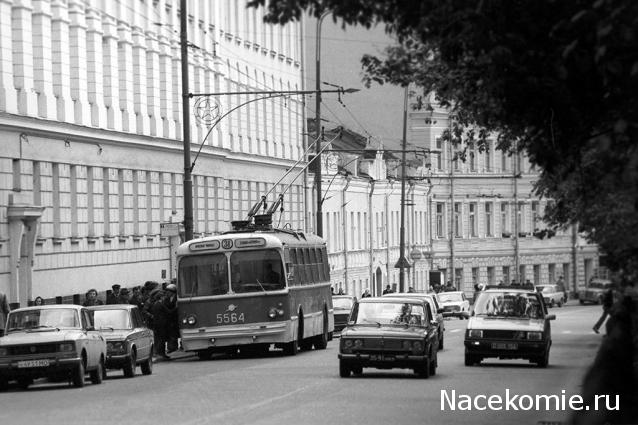 Околоавтобусная болталка