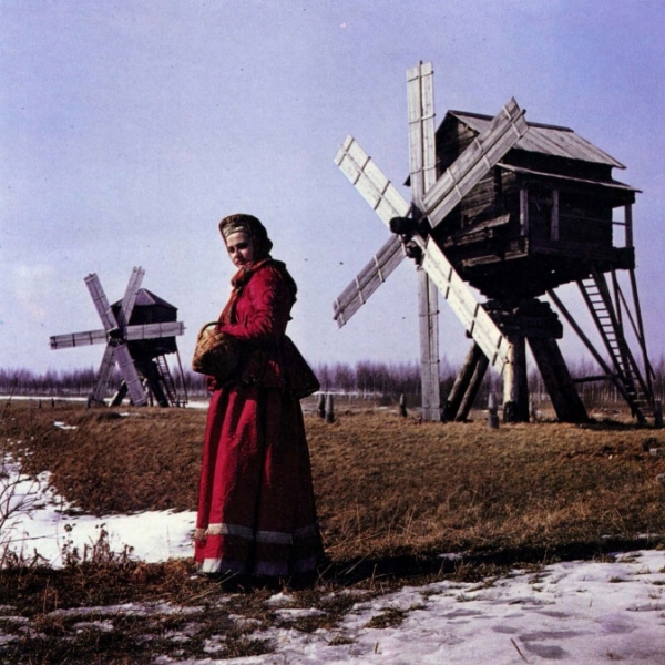 Куклы в народных костюмах №2 Кукла в летнем костюме Костромской губернии