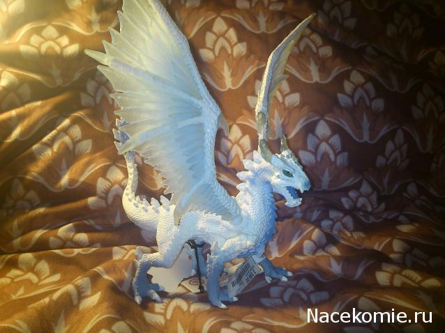 MisterDrakon - Дом "Золотой Дракон" для Драконьих Самок: Бейзил, Лада, Сапфира, Джессика, Сису.