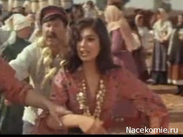 Куклы в народных костюмах №67 Кукла в цыганском девичьем костюме