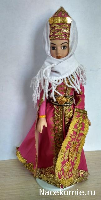 Куклы в народных костюмах №90 Кукла в кабардинском женском костюме