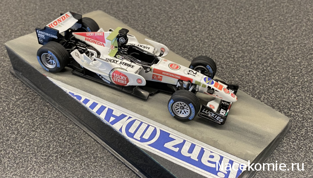 Formula 1 №33 - Honda RA106 - Дженсон Баттон (2006)